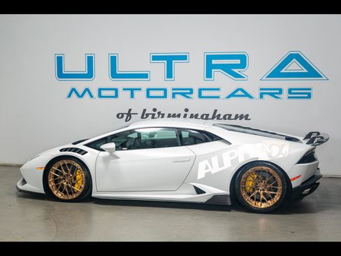 Used 2015 Lamborghini Huracan LP 610-4 image 38