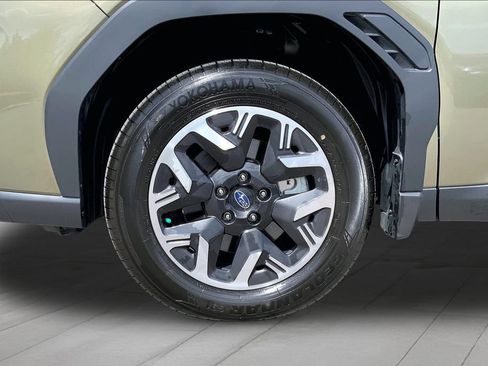 Certified 2026 Subaru Forester Premium AWD/4WD image 32