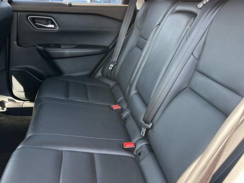 Used 2021 Nissan Rogue SL w/ Premium Package FWD image 22