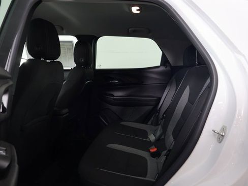 Used 2024 Chevrolet TrailBlazer LS image 11