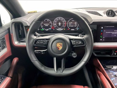 New 2026 Porsche Cayenne image 15