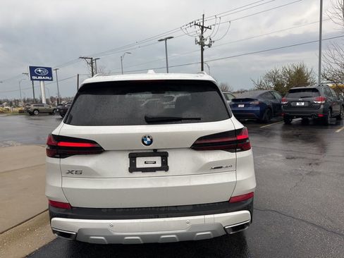 Used 2024 BMW X5 xDrive40i w/ Premium Package image 4