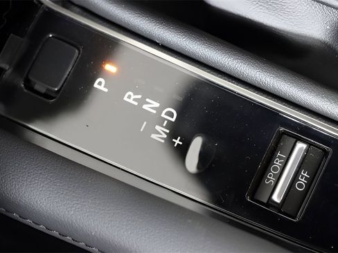 New 2025 MAZDA MAZDA3 2.5 Turbo Sedan w/Premium Plus image 42