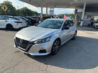Used 2021 Nissan Altima 2.5 SR image 1