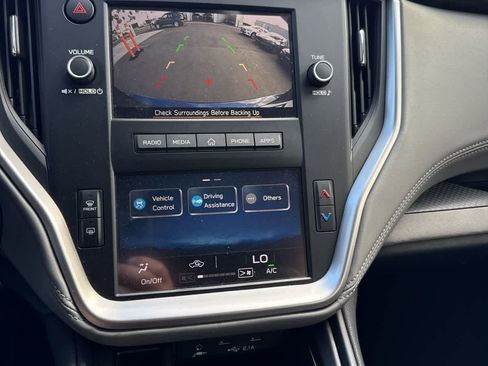 Used 2020 Subaru Legacy image 13