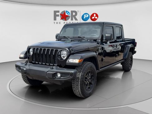 Used 2022 Jeep Gladiator Willys image 1