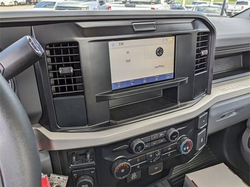 New 2026 Ford F550 4x4 Regular Cab Super Duty image 17