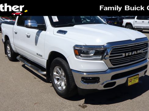 Used 2023 RAM 1500 Laramie AWD/4WD image 1