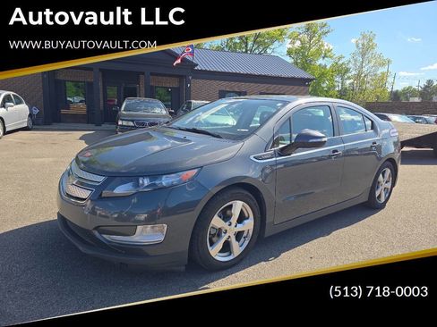 Used 2011 Chevrolet Volt Premium w/ Premium Trim Package FWD image 1
