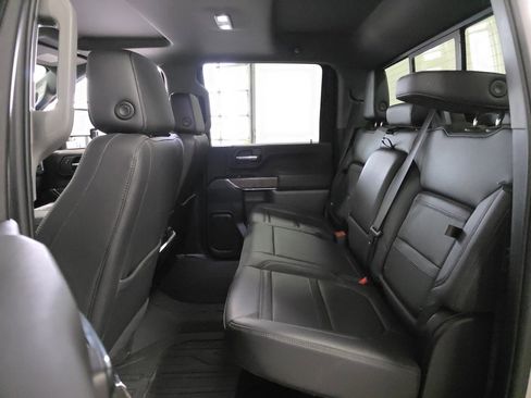 Used 2022 GMC Sierra 3500 Denali w/ Denali Ultimate Package image 10