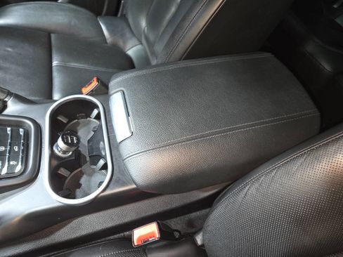 Used 2013 Porsche Cayenne GTS image 72