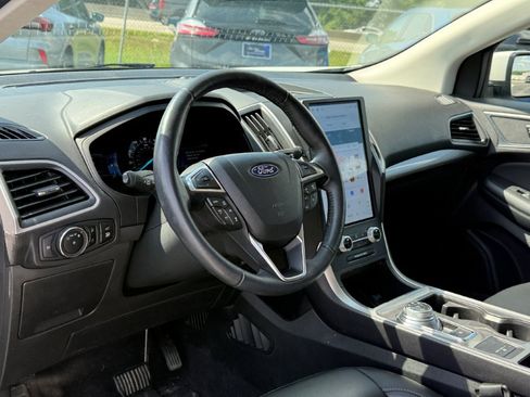 Used 2023 Ford Edge SEL w/ Convenience Package AWD/4WD image 11