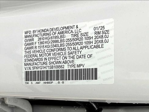 New 2025 Honda Pilot Touring image 17