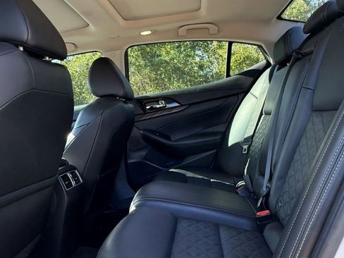 Used 2017 Nissan Maxima Platinum image 34