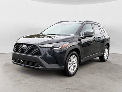 Used 2024 Toyota Corolla Cross LE w/ Moonroof Package