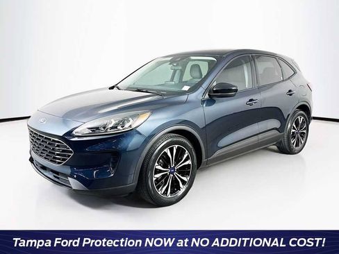 Used 2022 Ford Escape SE w/ SE Sport Appearance Package FWD image 1