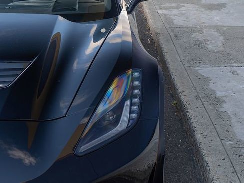 Used 2016 Chevrolet Corvette Z06 w/ 3LZ Preferred Equipment Group RWD image 9
