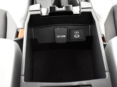 Used 2025 Toyota Corolla XSE image 39