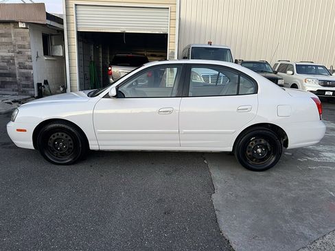 Used 2003 Hyundai Elantra GLS FWD image 2
