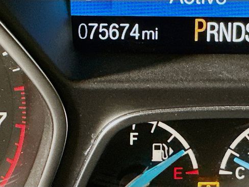 Used 2016 Ford Focus SE w/ Equipment Group 201A image 18