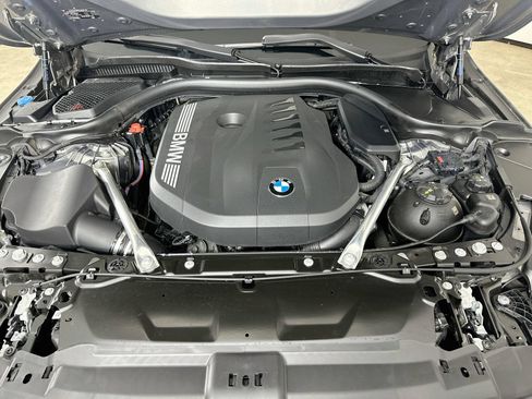 Used 2026 BMW 540i xDrive w/ M Sport Package AWD/4WD image 13