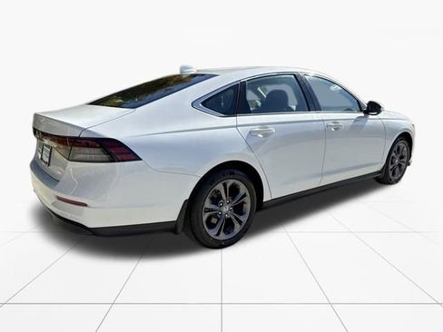 Used 2023 Honda Accord EX image 9