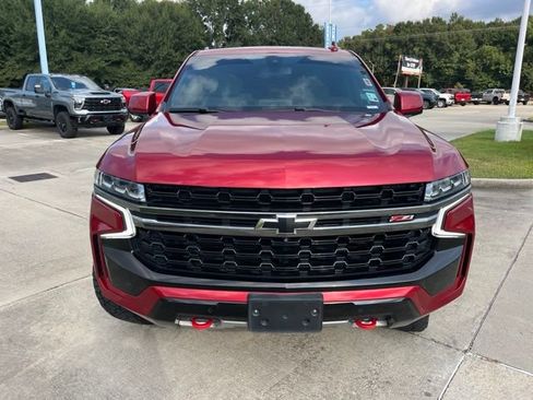 Used 2021 Chevrolet Tahoe Z71 w/ Z71 Off-Road Package AWD/4WD image 12