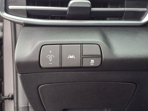 Used 2023 Hyundai Elantra SEL w/ Convenience Package FWD image 7