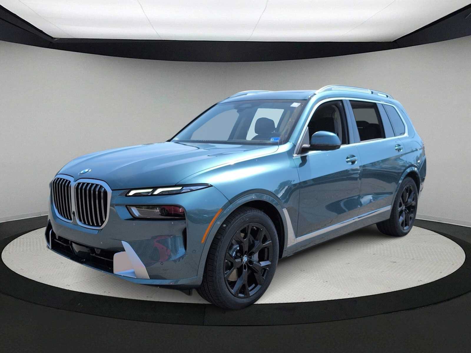 Used 2026 BMW X7 xDrive40i w/ Premium Package AWD/4WD image 4