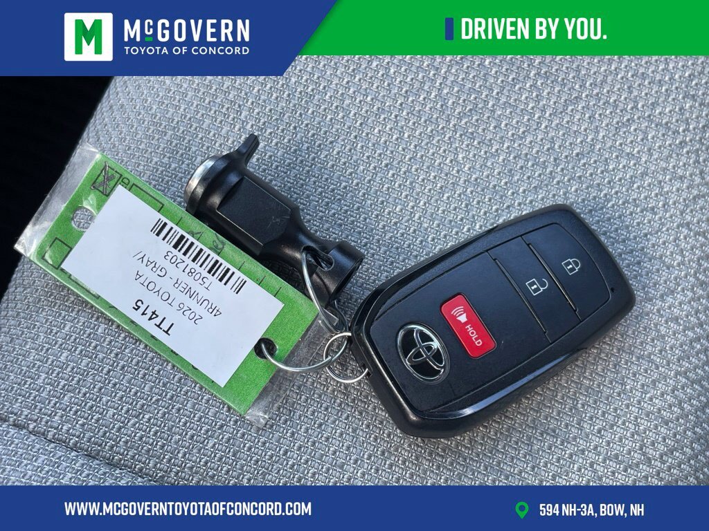 Used 2026 Toyota 4Runner SR5 AWD/4WD image 37