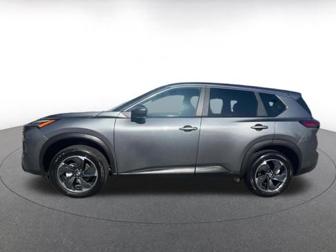 Used 2025 Nissan Rogue SV FWD image 9