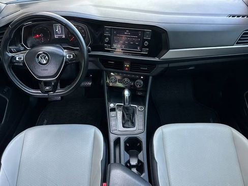 Used 2019 Volkswagen Jetta R-Line image 14