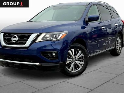 Used 2020 Nissan Pathfinder SV