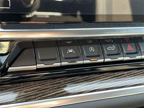 New 2026 GMC Sierra 1500 Elevation w/ LPO, Elevation Black Package image 18