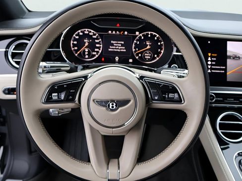 Used 2022 Bentley Continental GT AWD/4WD image 32