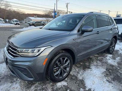 Certified 2022 Volkswagen Tiguan SE