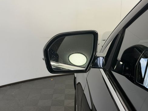 Used 2019 Ford Expedition XLT w/ Equipment Group 202A RWD image 26
