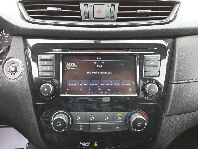 Used 2018 Nissan Rogue SV FWD image 46