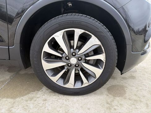 Used 2018 Buick Encore Essence image 10