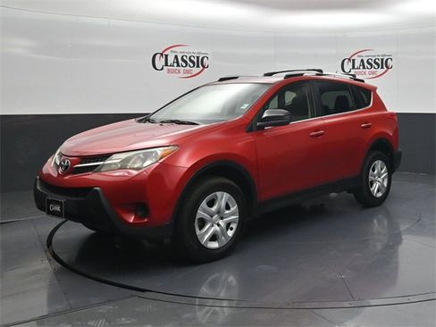 Used 2014 Toyota RAV4 LE image 3