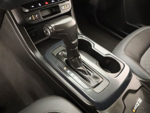 Used 2021 Chevrolet Colorado Z71 image 8