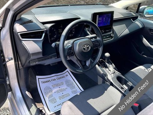 Used 2024 Toyota Corolla LE FWD image 8