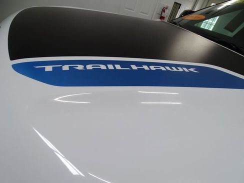 Certified 2023 Jeep Grand Cherokee Trailhawk w/ Advanced Protech Group II AWD/4WD image 28