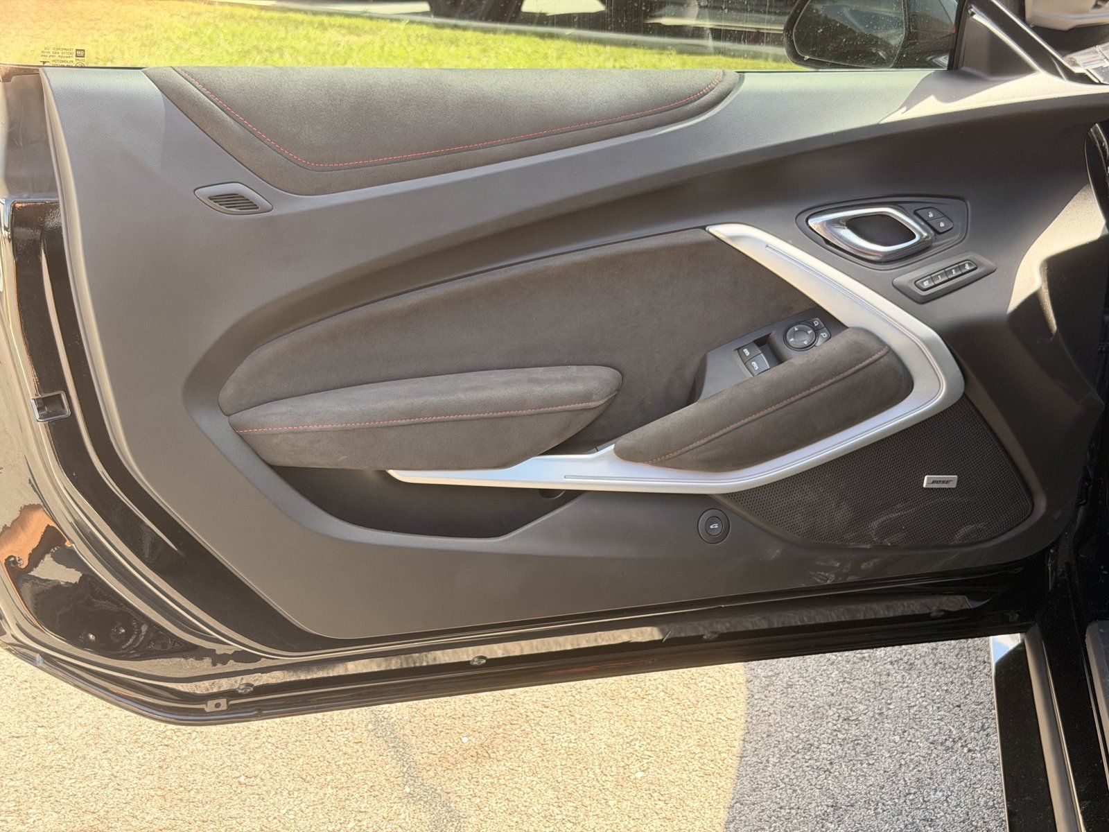 Used 2017 Chevrolet Camaro ZL1 RWD image 16