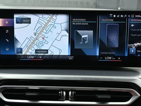 Used 2023 BMW 330i xDrive 330i xDrive w/ M Sport Package image 31