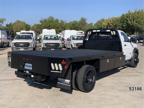 Used 2022 RAM 5500 Tradesman RWD image 2