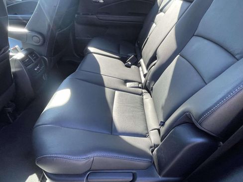 Used 2022 Honda Pilot Special Edition image 12