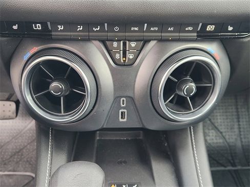 Used 2024 Chevrolet Blazer LT w/ Convenience Package image 18