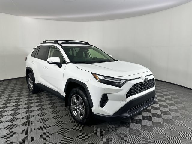 Used 2023 Toyota RAV4 XLE w/ Convenience Package AWD/4WD image 2