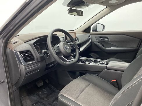 Used 2021 Nissan Rogue SV AWD/4WD image 10